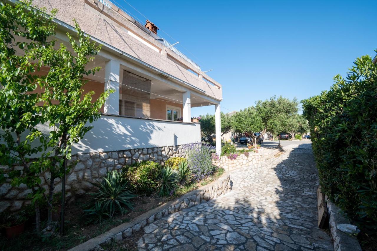 Apartments With A Parking Space Povljana, Pag - 6298 Exterior photo